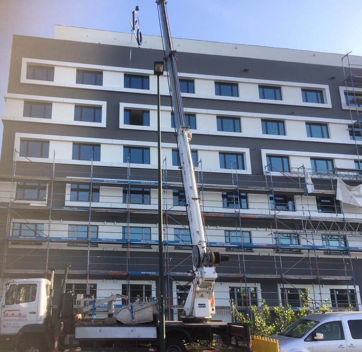 Autokran Dielen Josef Dielen Gebäude