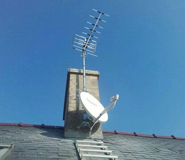 Vers la page Installateur d'antennes à Saint-Lô.
