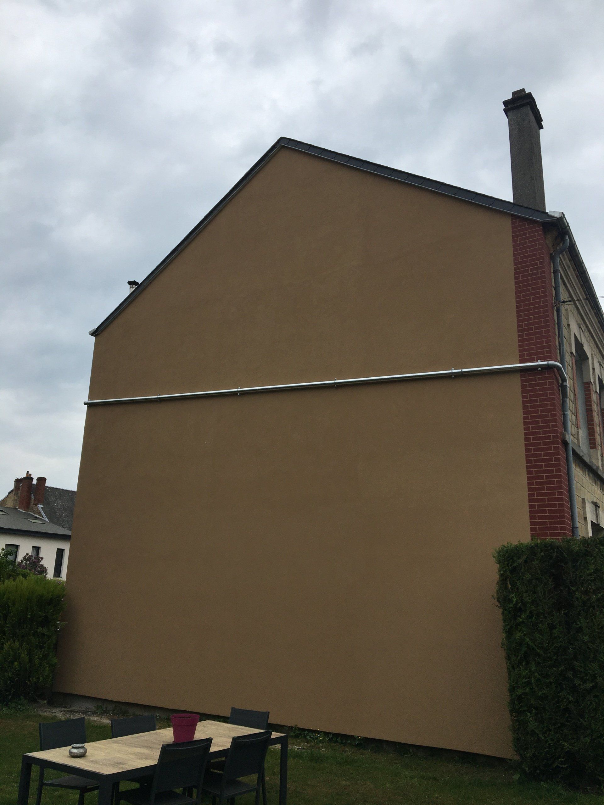 Mur de maison isolée