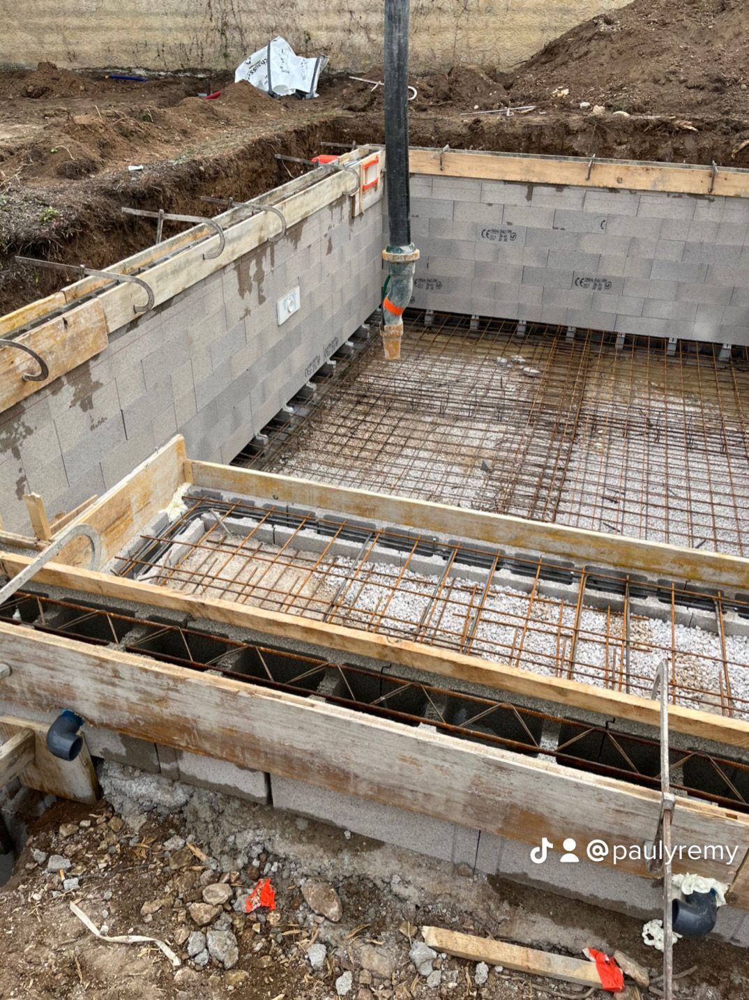 Fondation d'une piscine