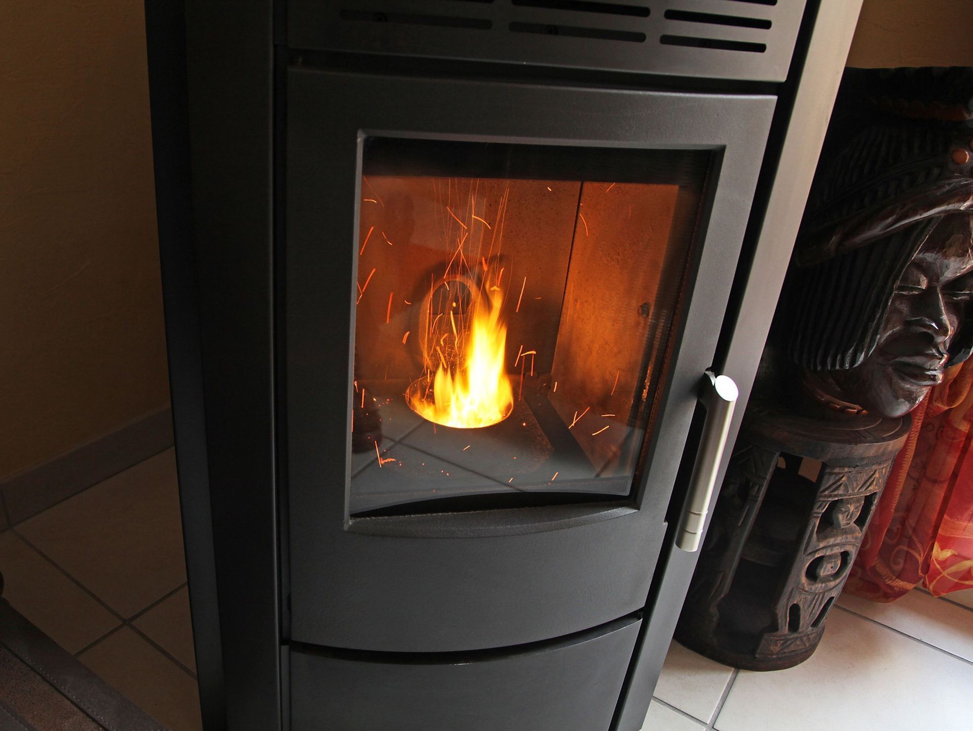 Poêle à pellets - Uldry - Buffat SA - Cully