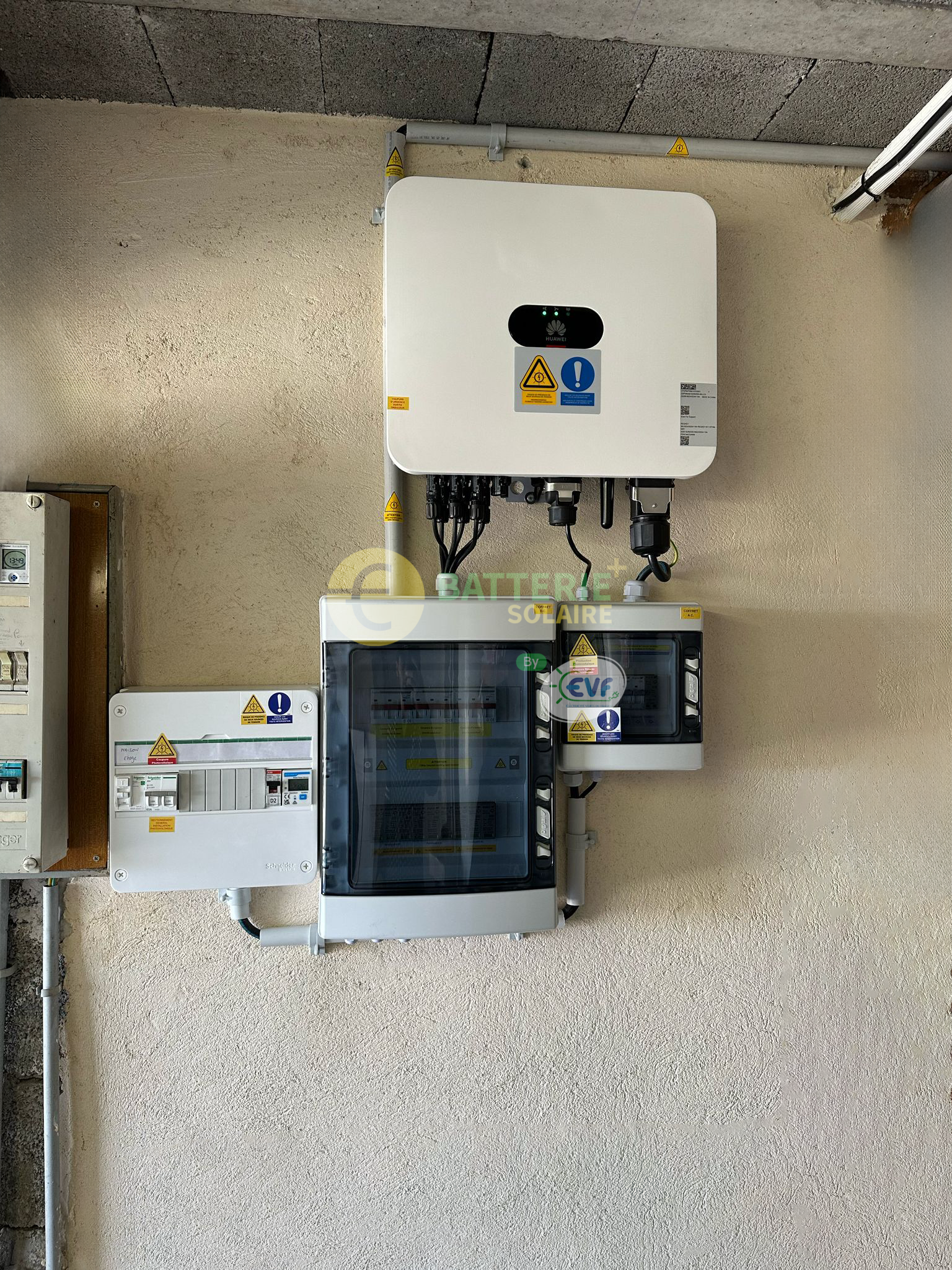 Onduleur et batterie de stockage solaire