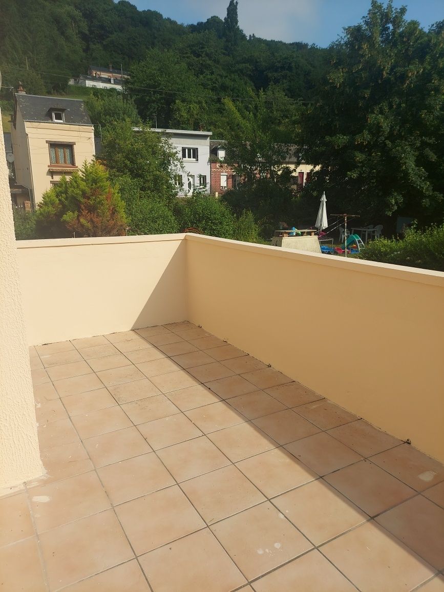 Terrasse ensoleillée