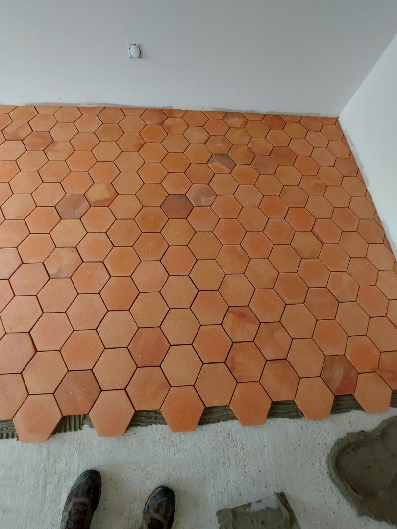 Rénovation de sol, pose de tuiles