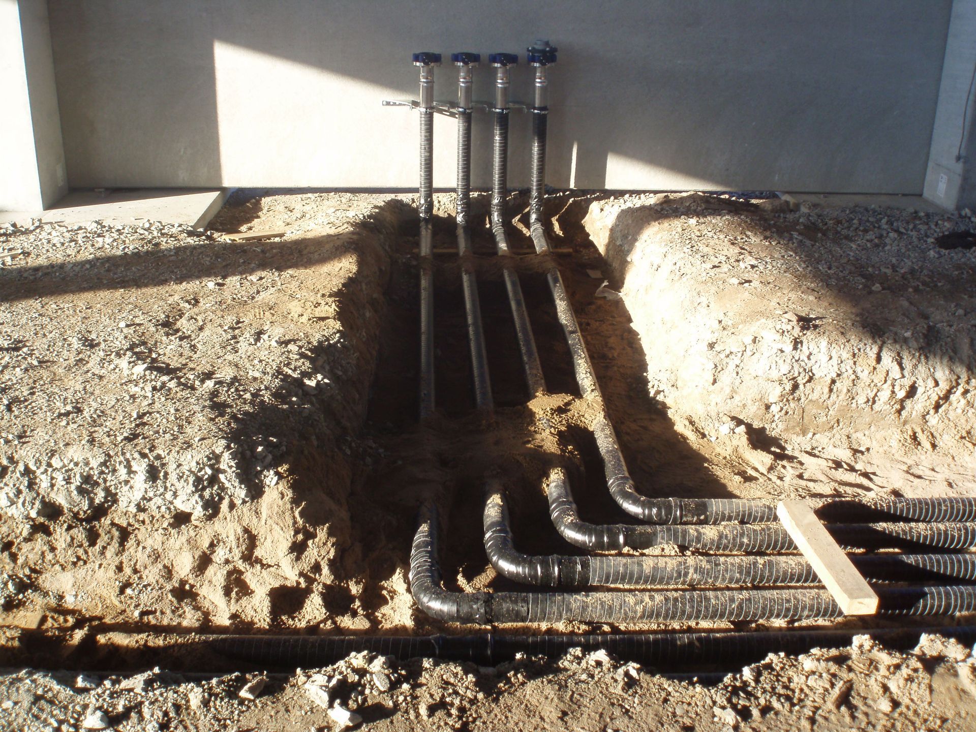 erdverlegte Kühlwasserleitungen