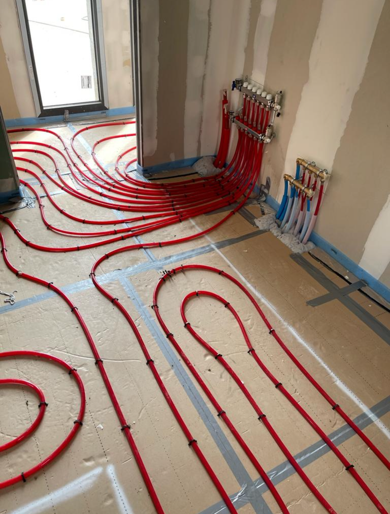 Installation du plancher chauffant.