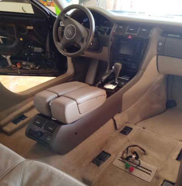 Infinity Shine
Κινητή μονάδα καθαρισμού αυτοκινήτων