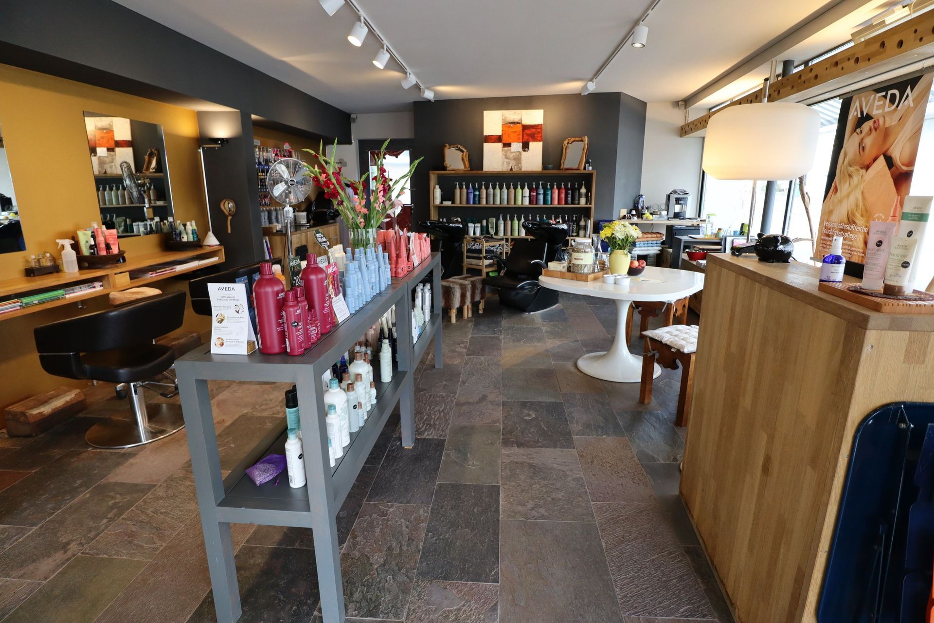 Coiffeursalon von Roots Hair & Lifestyle