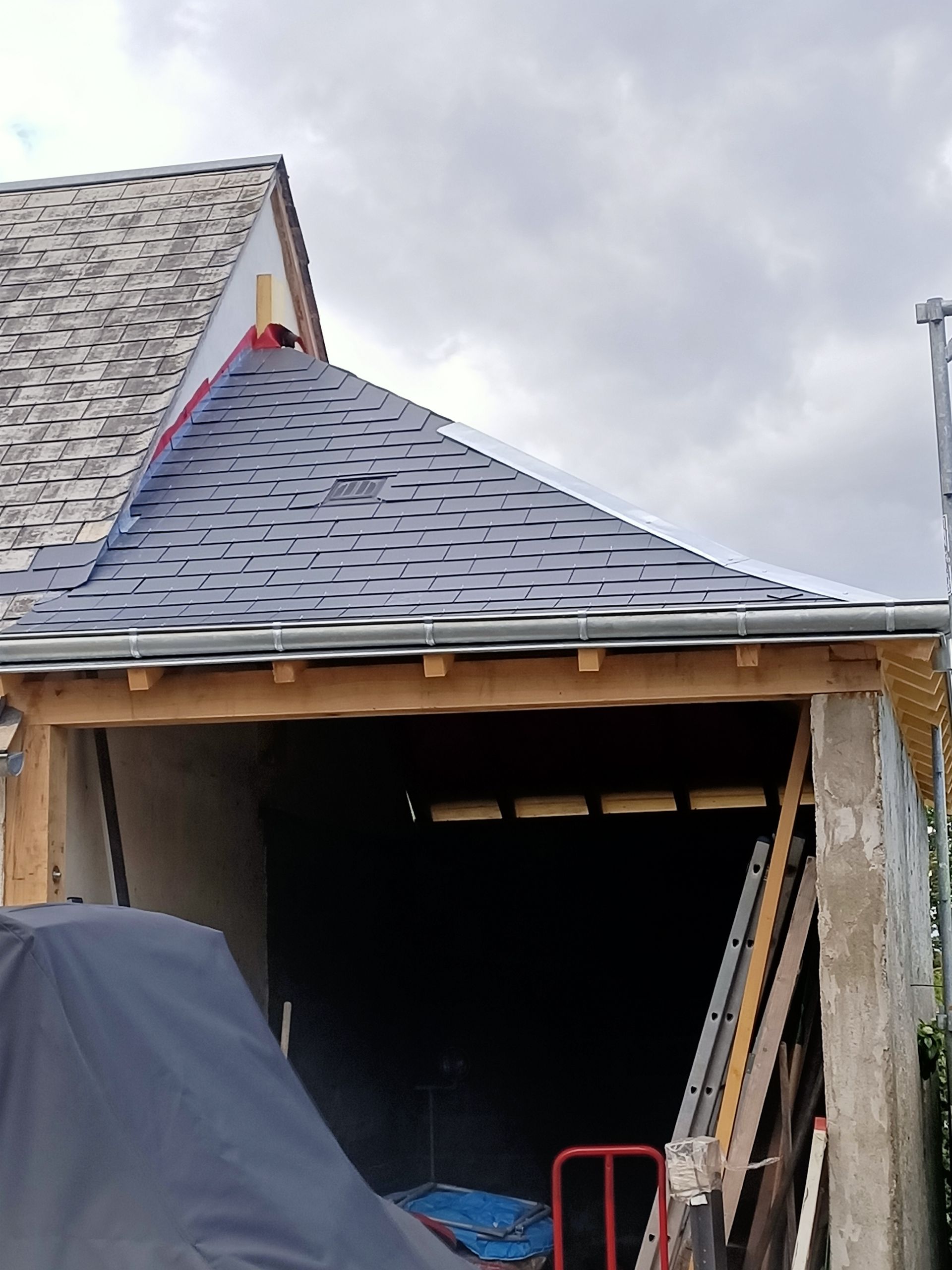 Rénovation de toiture en ardoise : garage