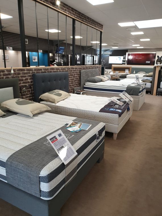 Rayon de magasin de literie