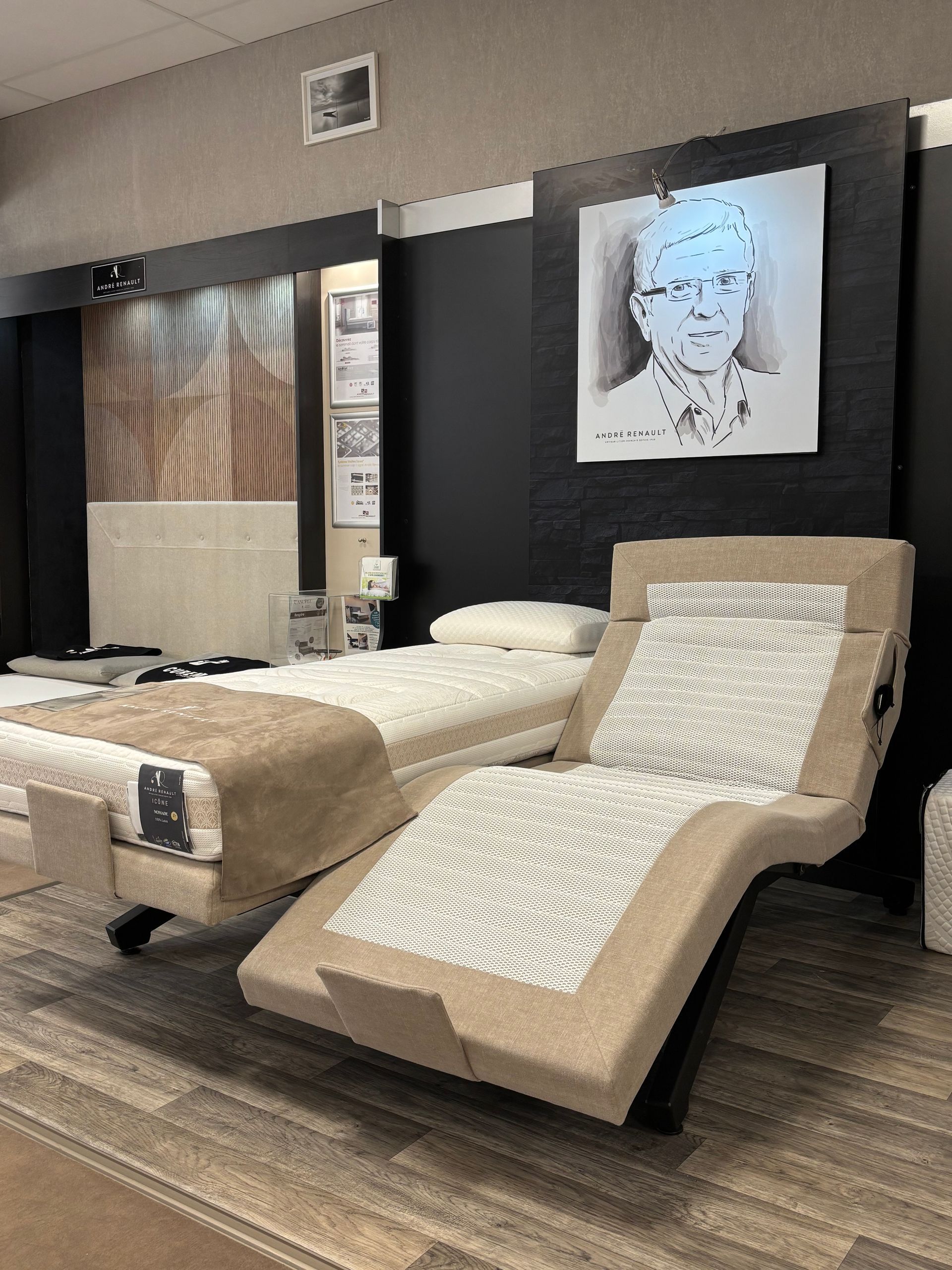 Sommier électrique tapissé beige