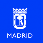 El logo de Madrid está sobre un fondo azul.