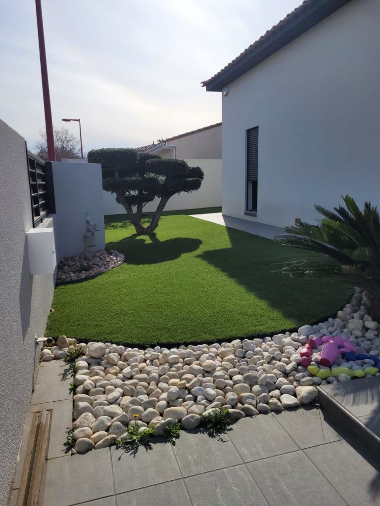 Aménagement du jardin d'une maison