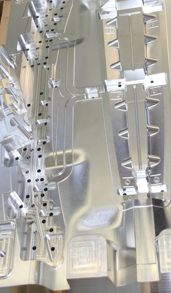 Formenbau, CNC-Fräsen, 5-Achs_fräsen, CNC-Bearbeitung