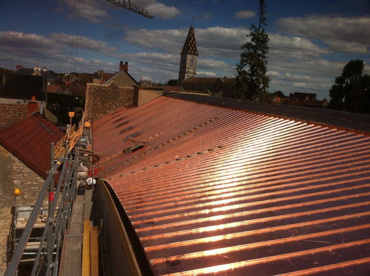 Toiture métallique cuivrée