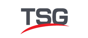 Logo TSG en gris foncé avec un trait rouge en relief
