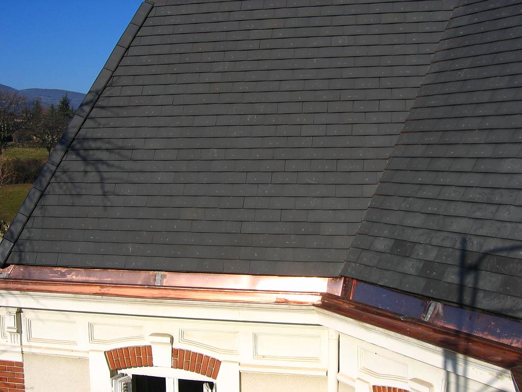 Zinguerie en cuivre d'une toiture