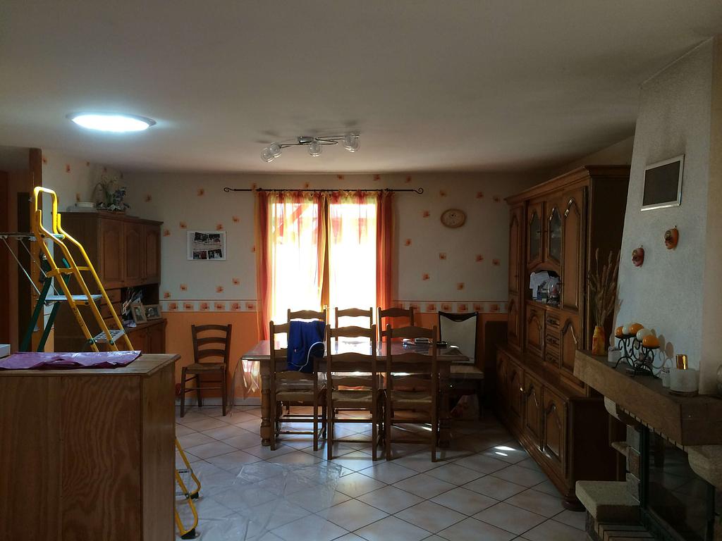 Salle à manger d'une maison