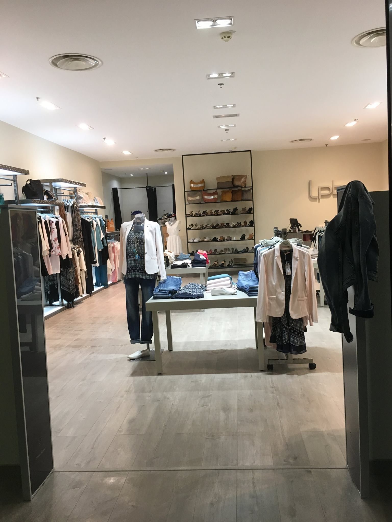 Magasin de vêtements