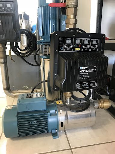 Installation de pompe à eau