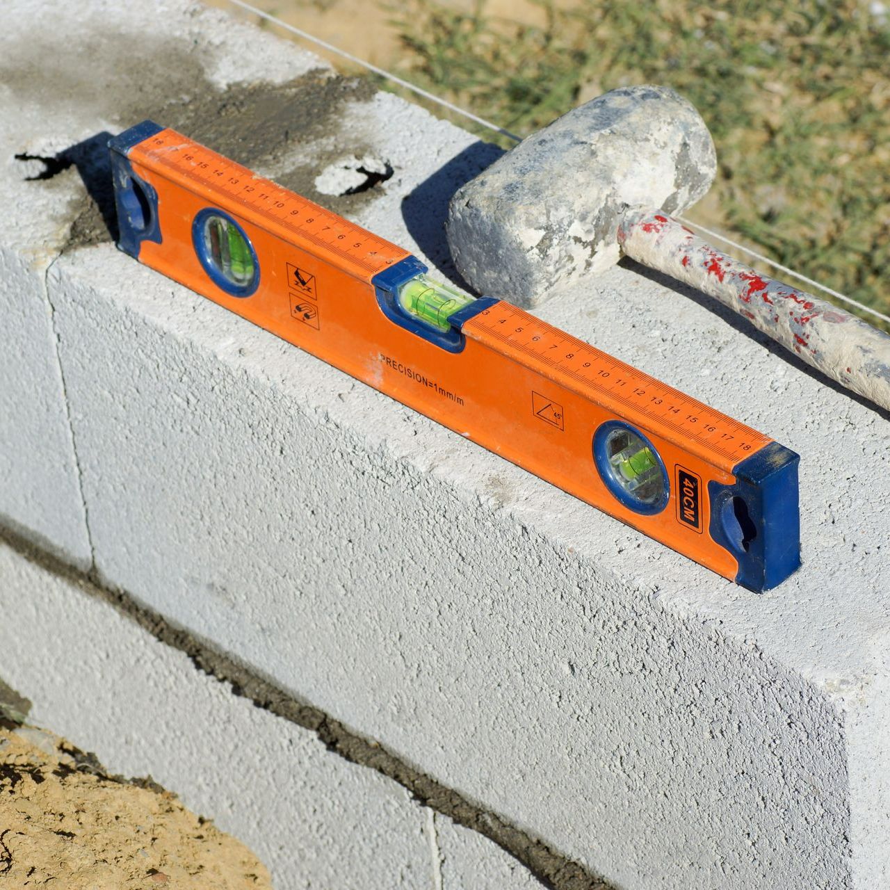 Mise à niveau d'un mur de clôture
