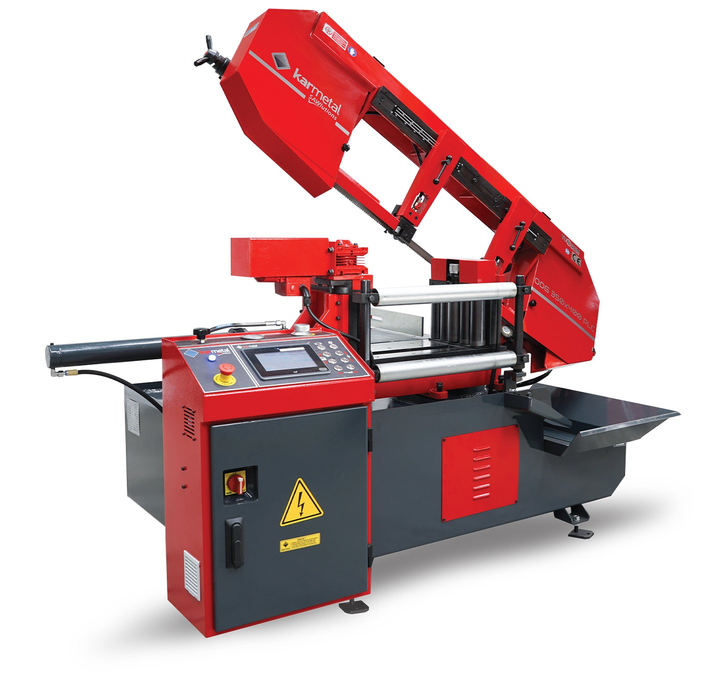 Una sierra de cinta roja y gris con un panel de control