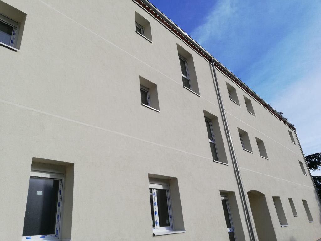 Revêtement en béton clair terminé