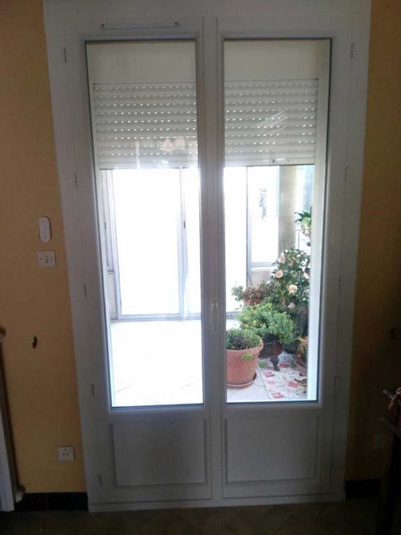 Store roulant porte-fenêtre