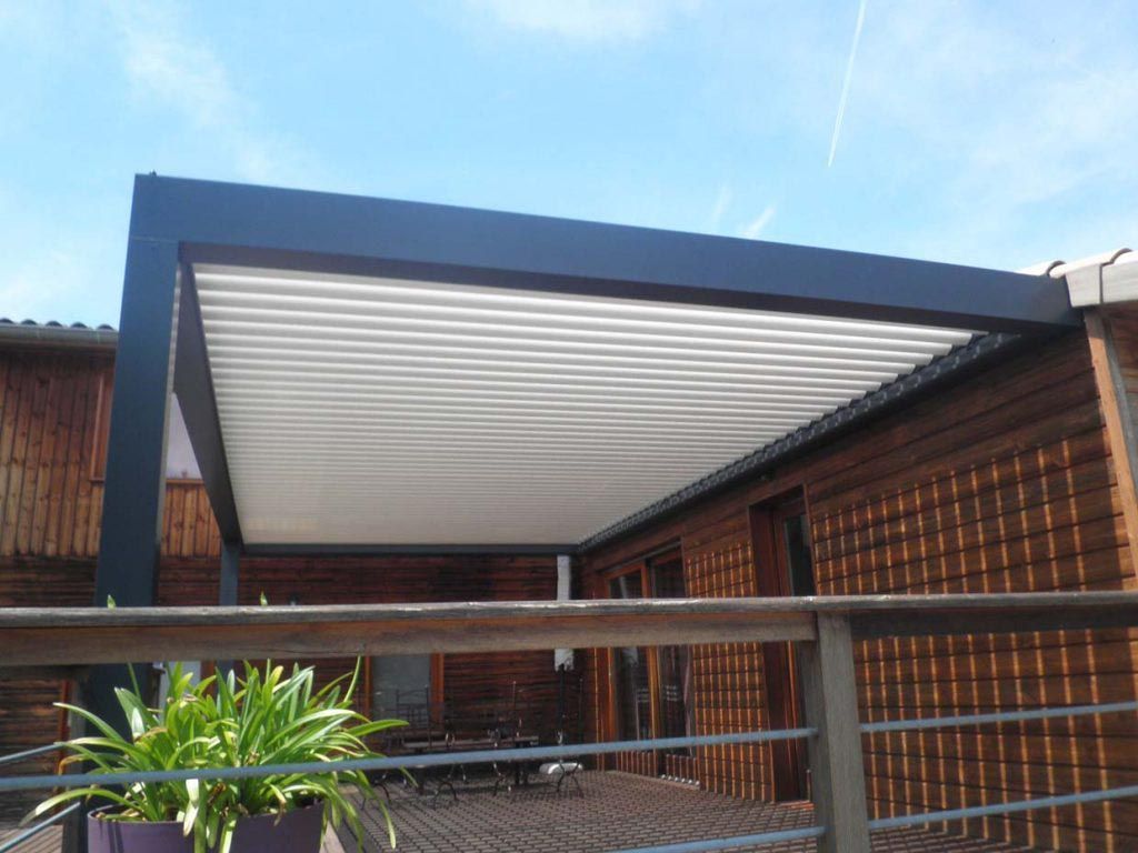 Pergola maison bardage bois