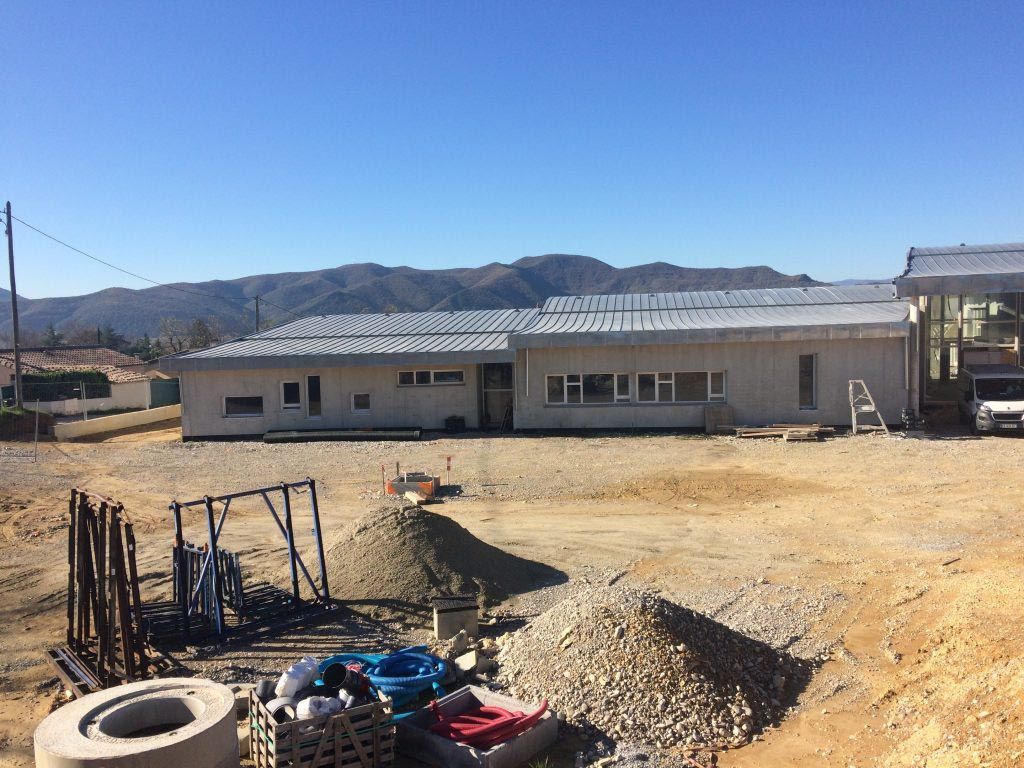 Façade principale en phase de gros œuvre