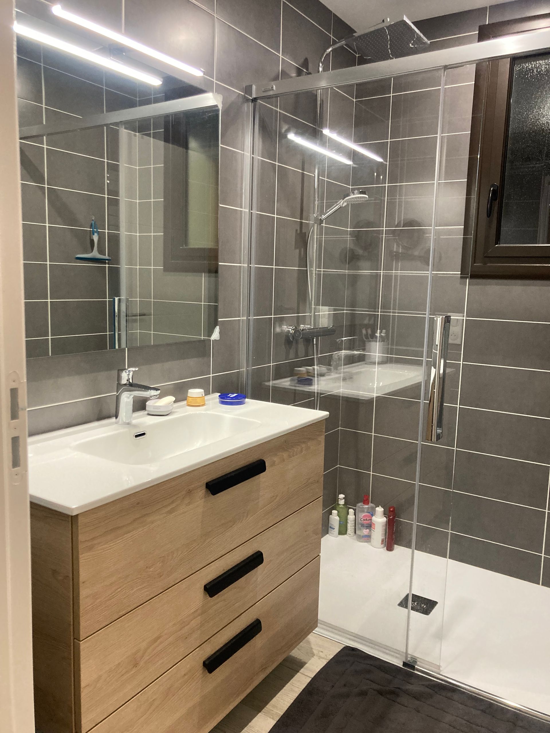 Salle de bain douche severac