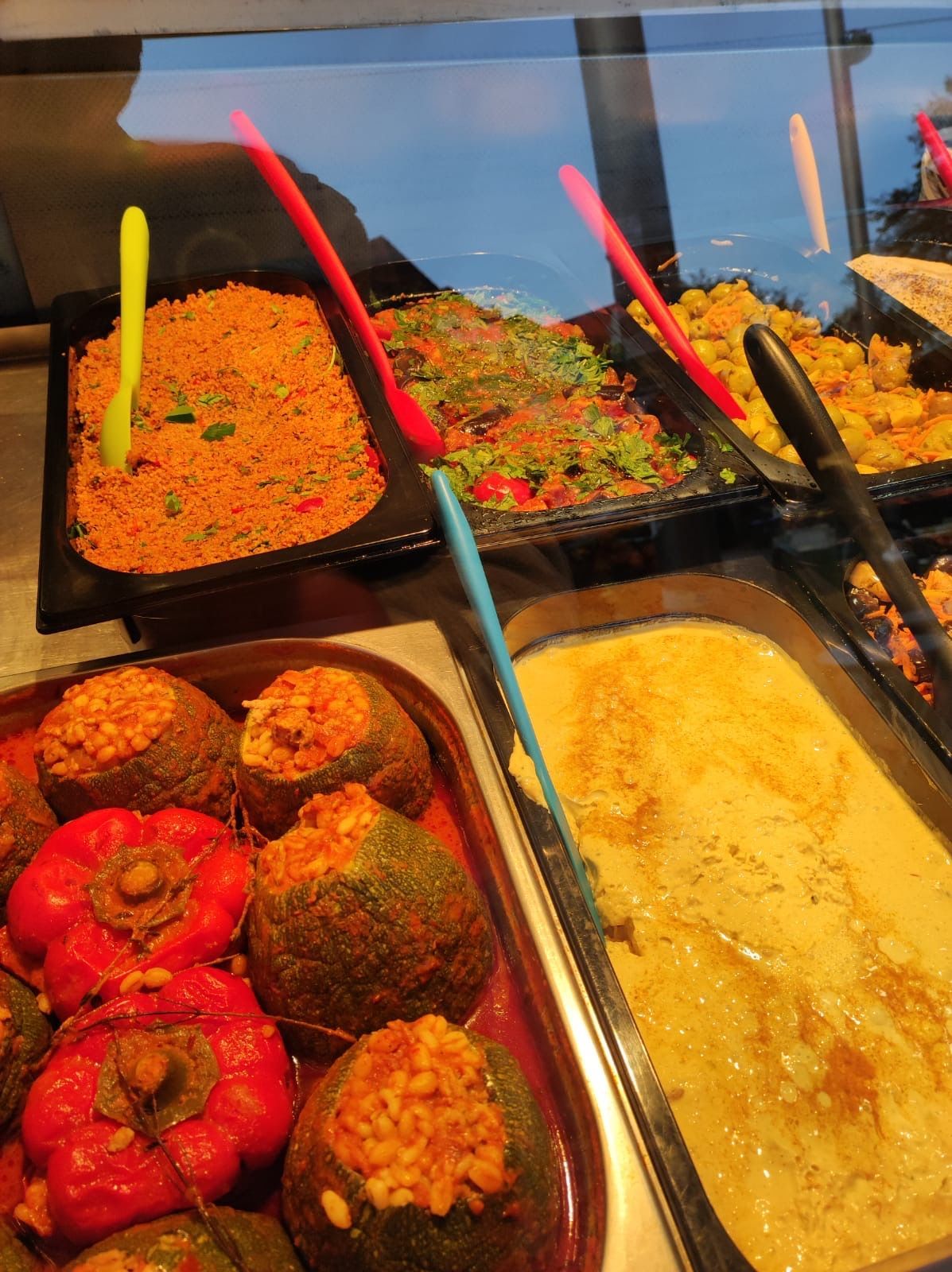 Tamir's Küche, Buffet