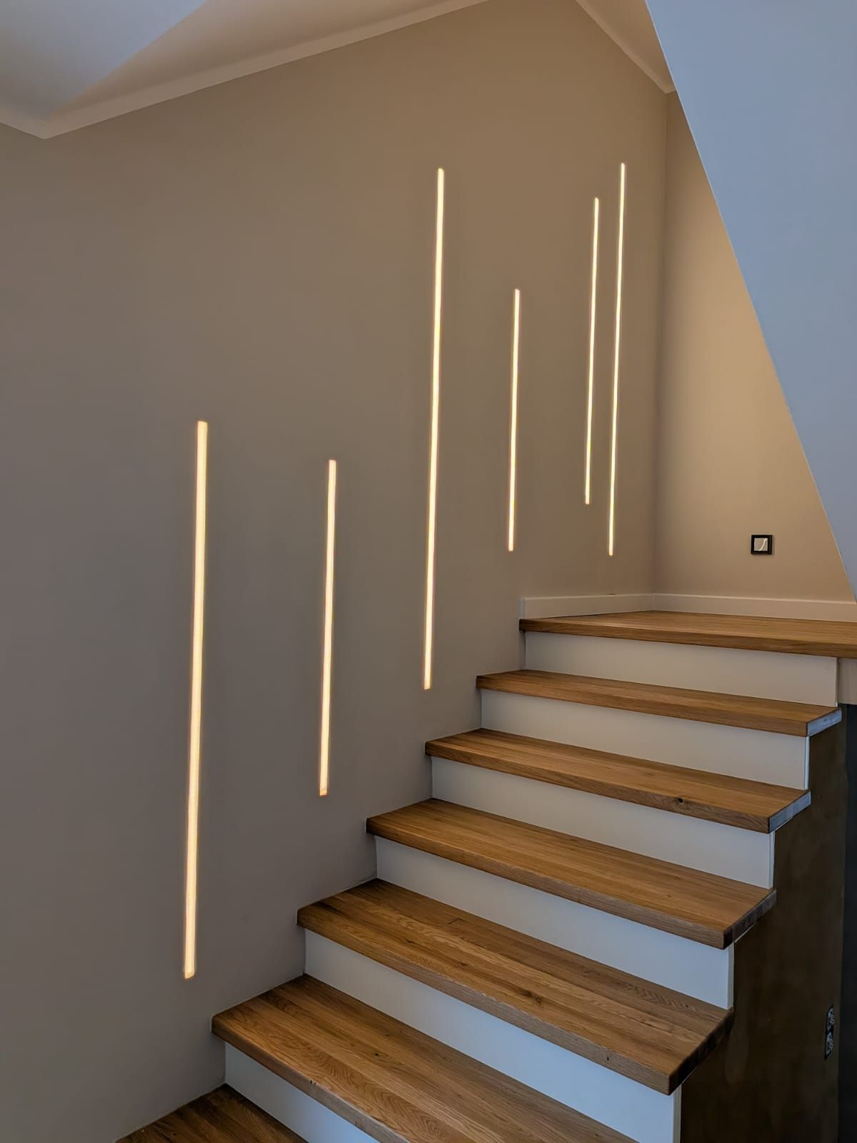 Beleuchtete Wand