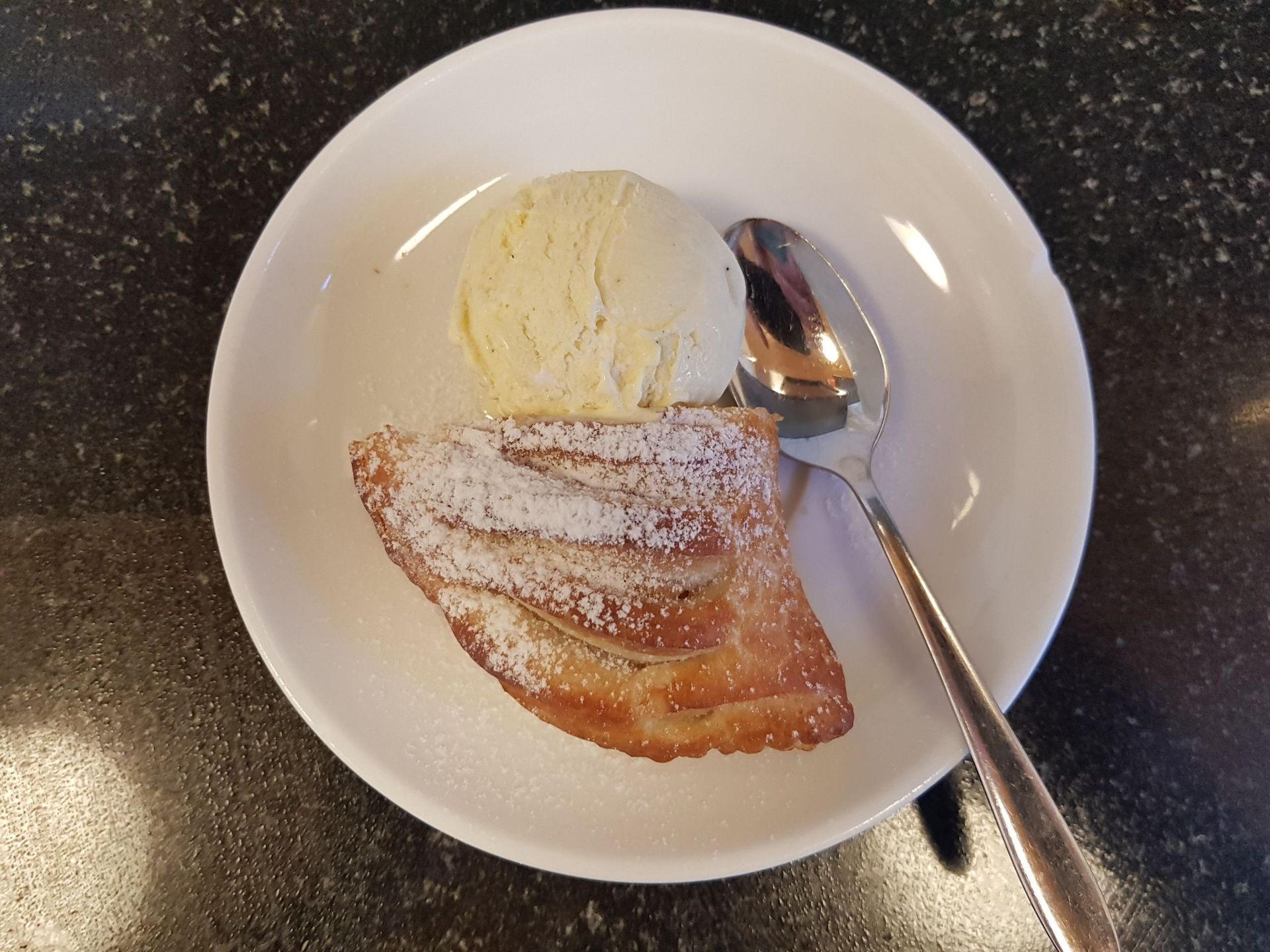 Take away, Café und Kisok - Blumen Vergissmeinnicht GmbH in Unterterzen