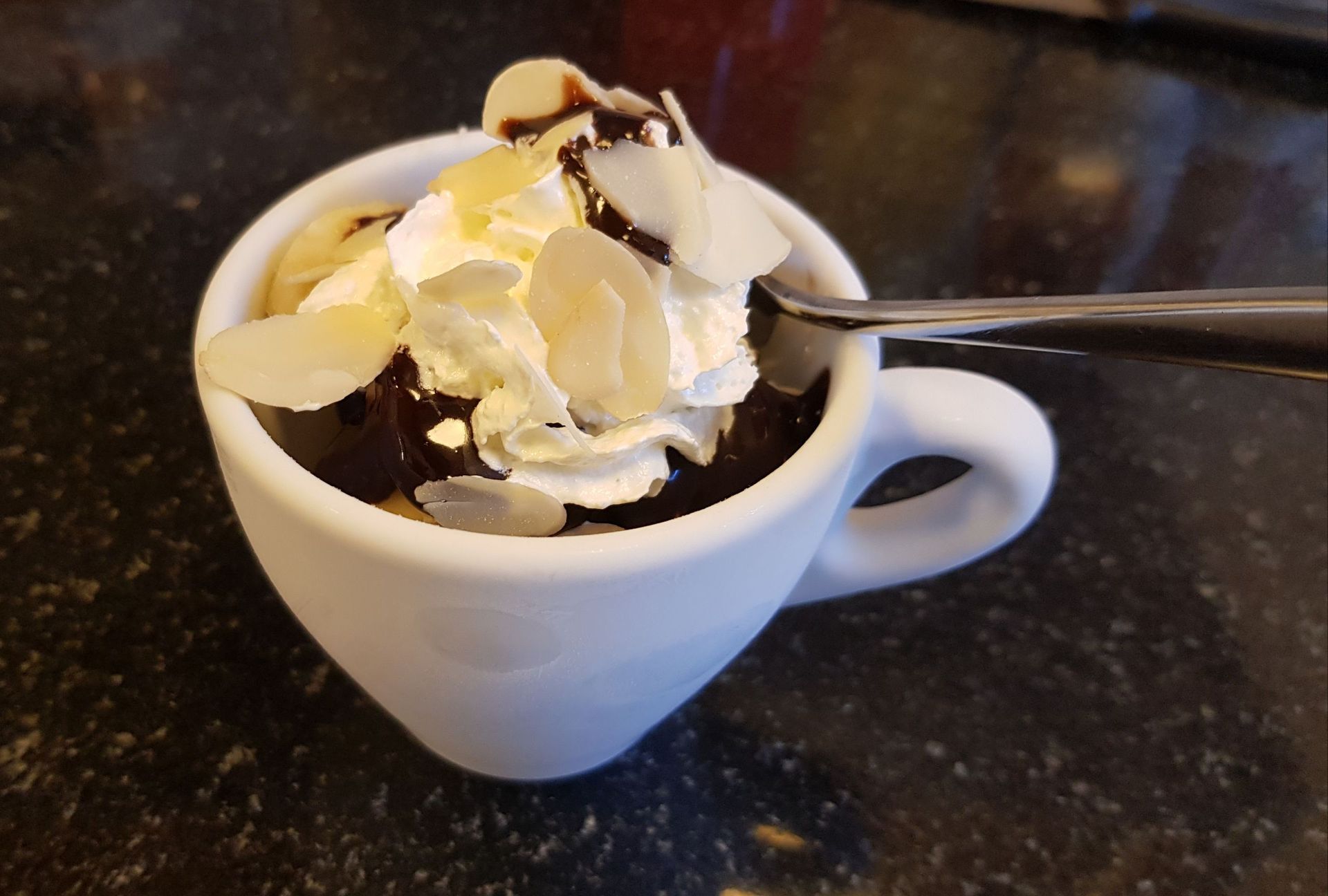 Take away, Café und Kisok - Blumen Vergissmeinnicht GmbH in Unterterzen