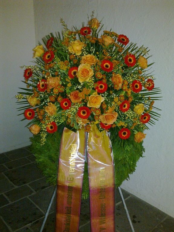 Trauerschmuck - Blumen Vergissmeinnicht GmbH in Unterterzen