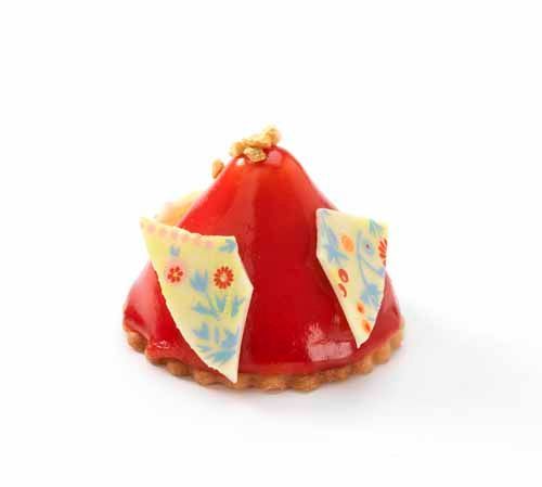 Mini-Patisserie-Erdbeermoussespitze - Bäckerei, Konditorei, Confiserie Mock