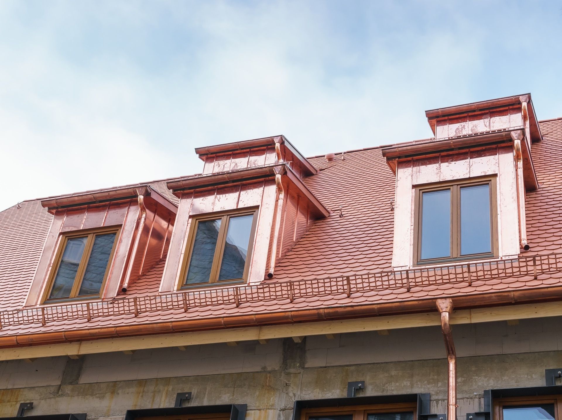 Kupfer-Spenglerarbeiten bei mehreren Dachgauben