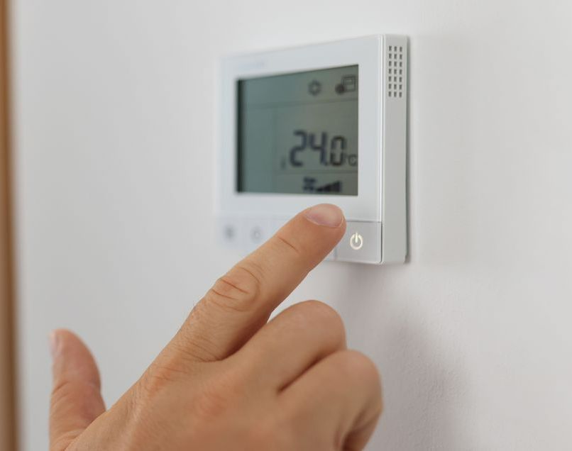 Un thermomètre sur un mur
