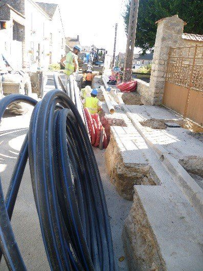 Renforcement d’un réseau d’eau potable et enfouissement de réseaux aériens