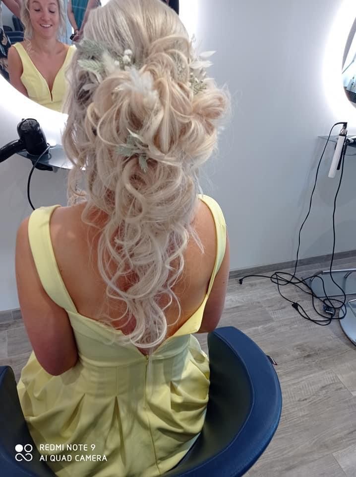 Coupe de mariage de couleur platine