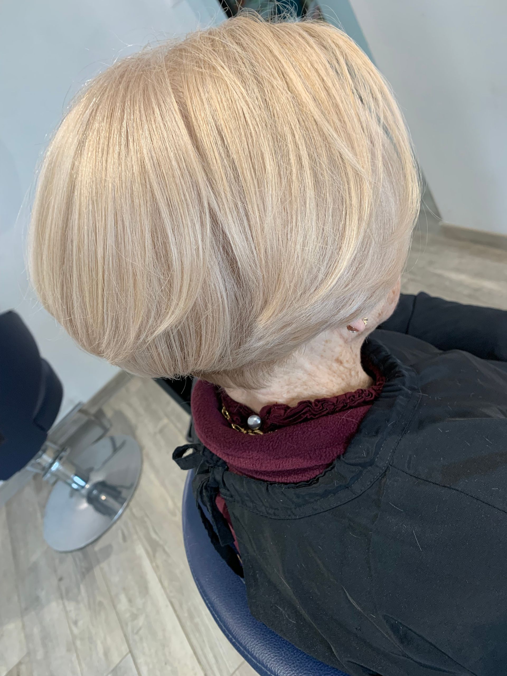 Coupe courte de femme