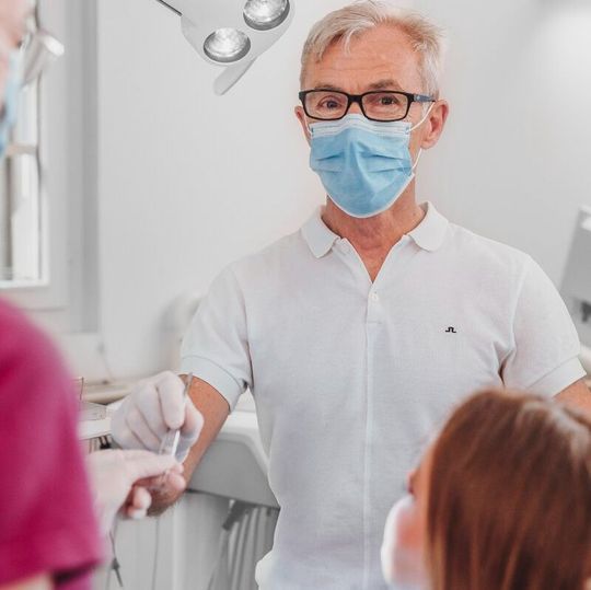 Zahnarzt Zahnarztpraxis Dr. med. dent. Rolf Kaeslin Luzern
