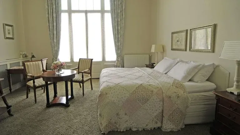 HotelPhoto2
