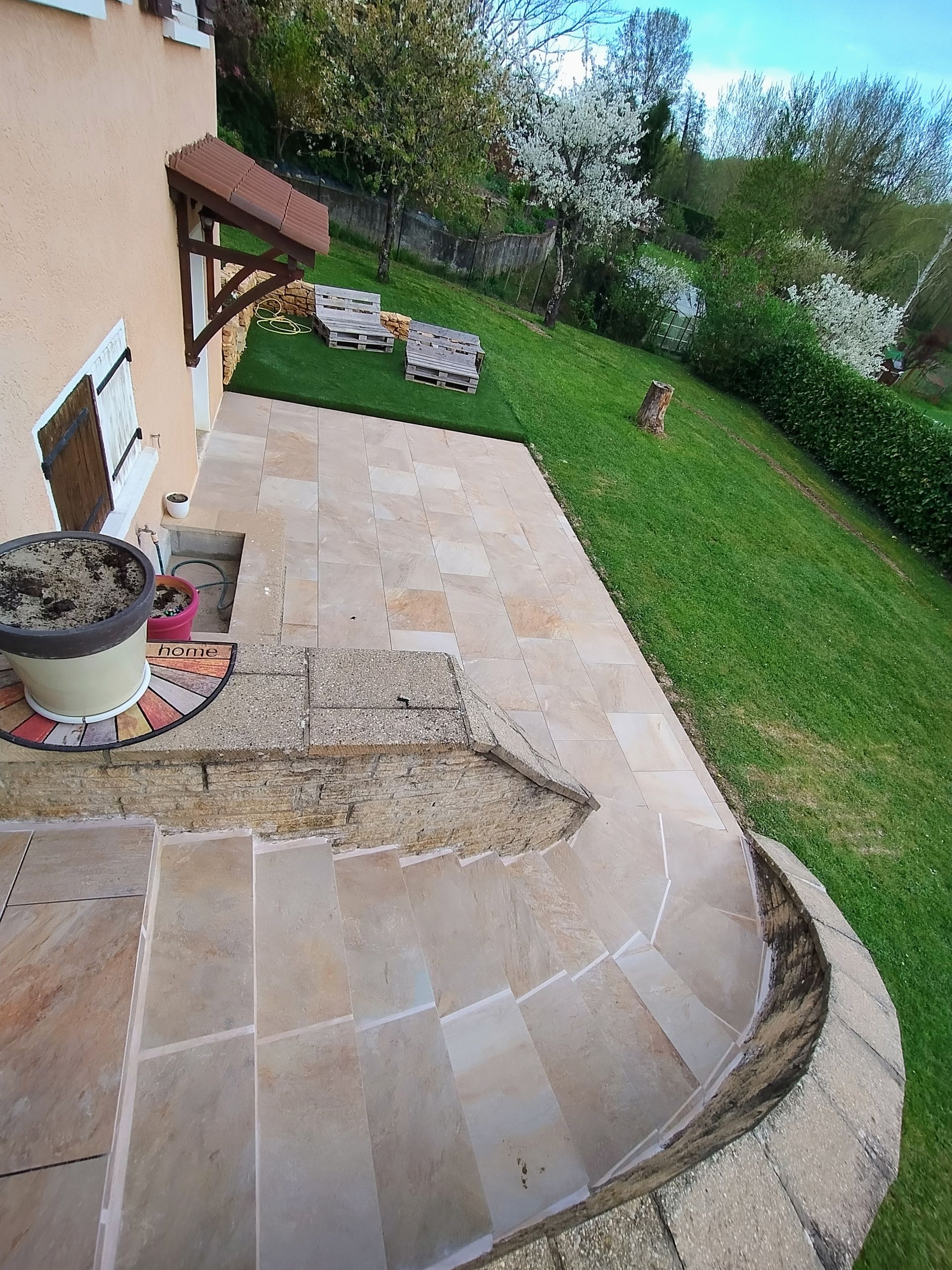 Création terrasse et escaliers en marbre