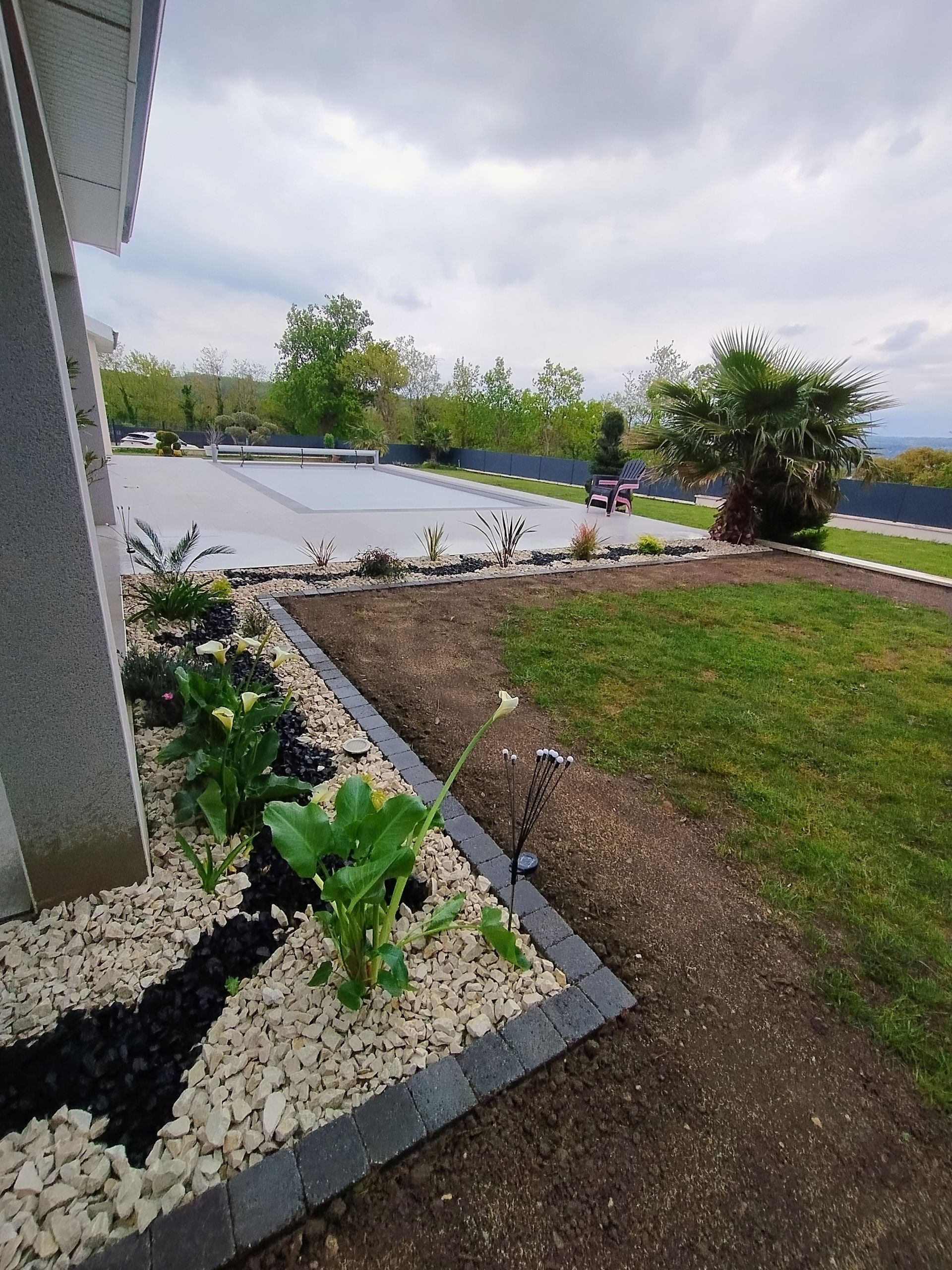 Plantations et création de terrasse par ETS ROBELLETS