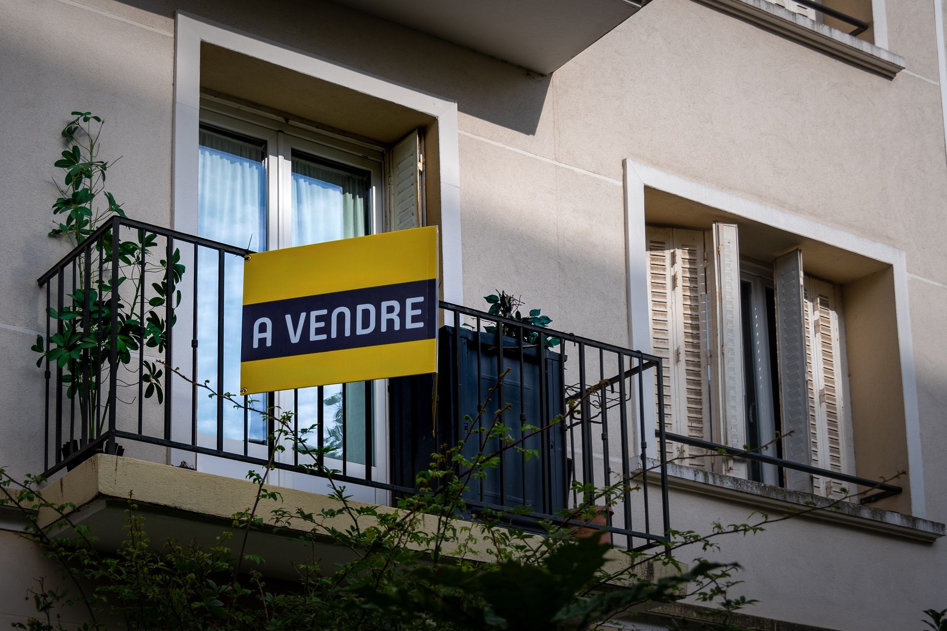 Balcon avec panneau À vendre