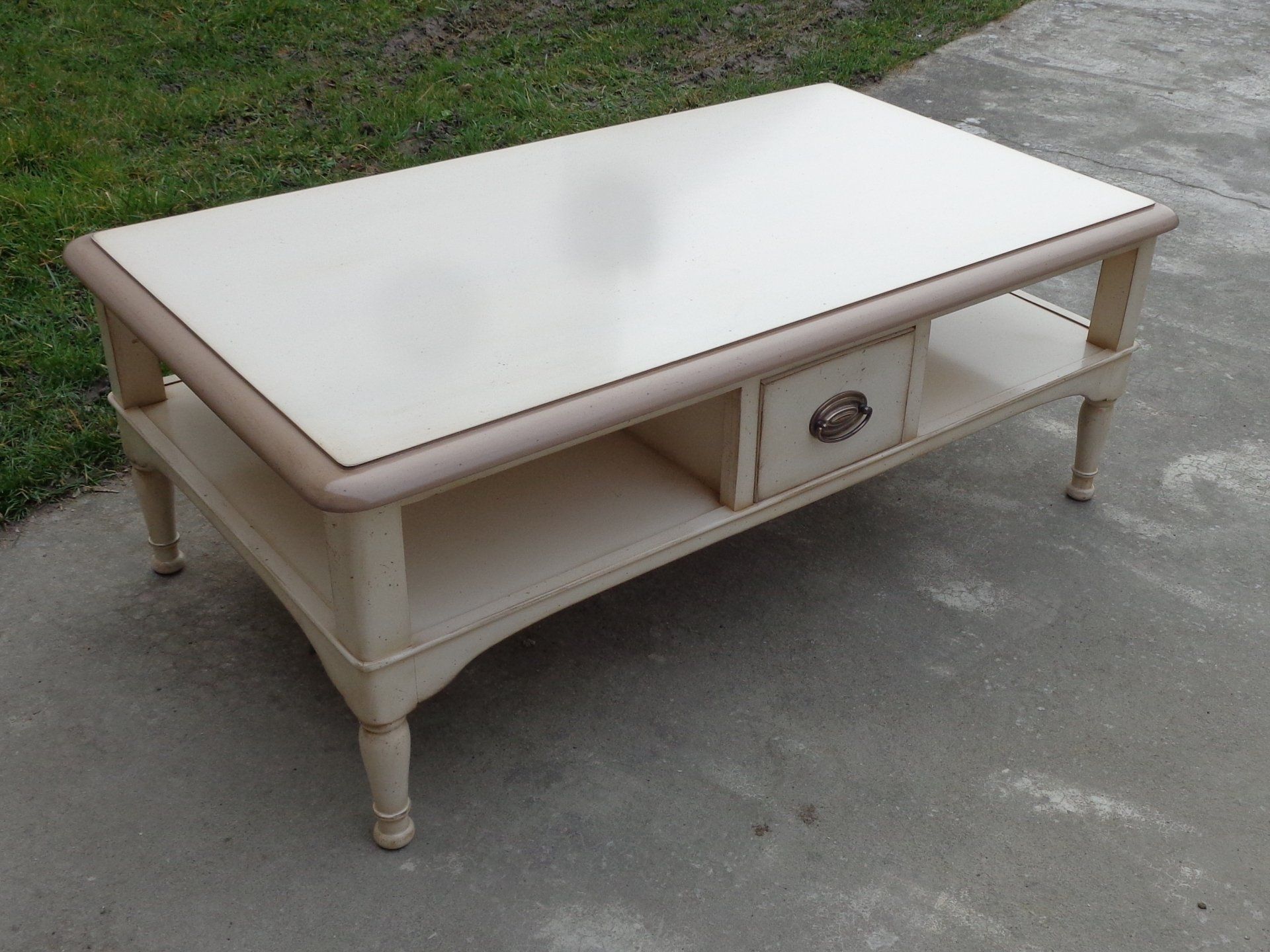 TABLE BASSE DRESDE L. 140 X H. 45 X P. 80 – 305391