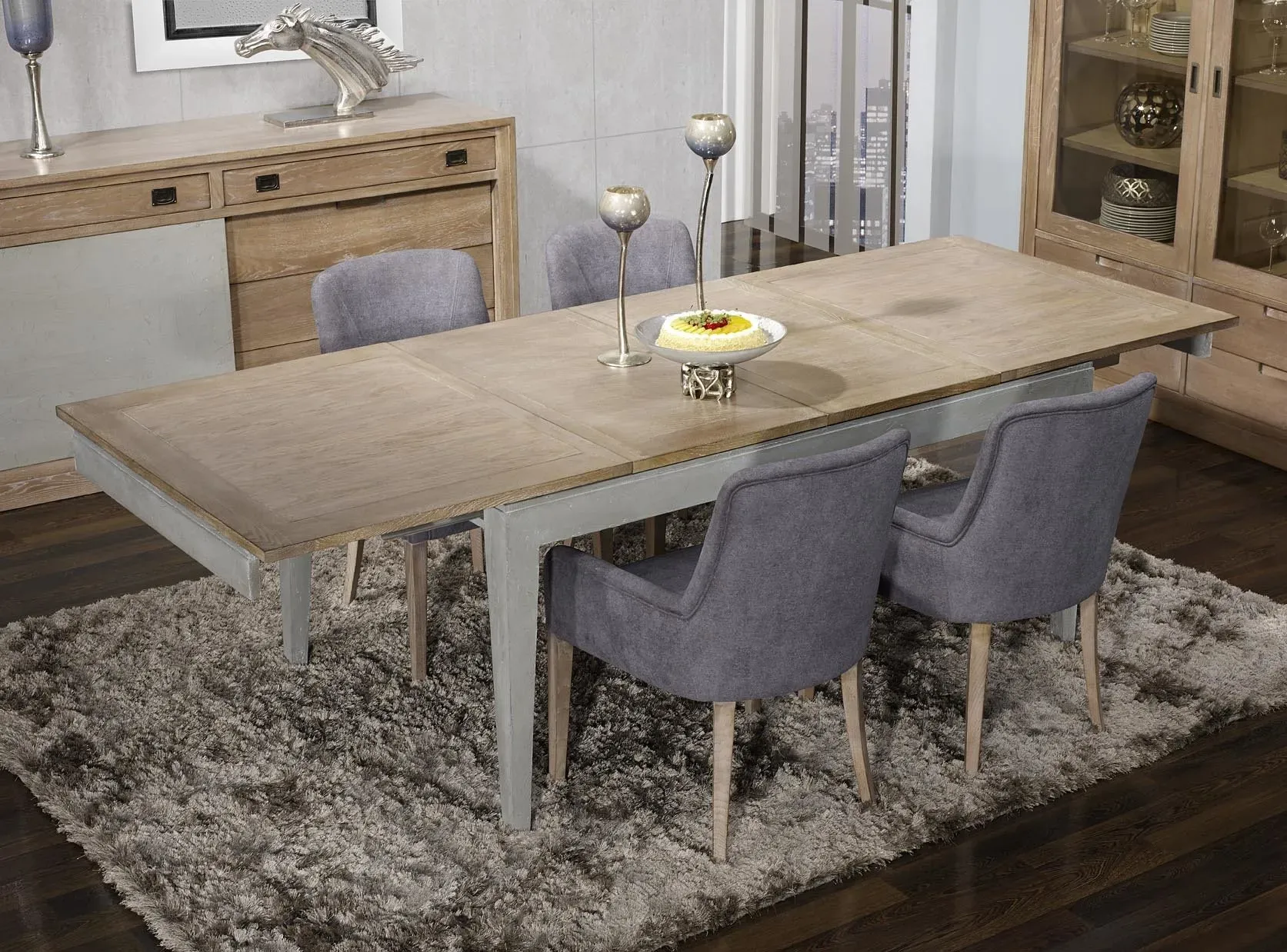 TABLE DE REPAS PIERRE PRÉSENTÉE AVEC 2 ALLONGES - R9801