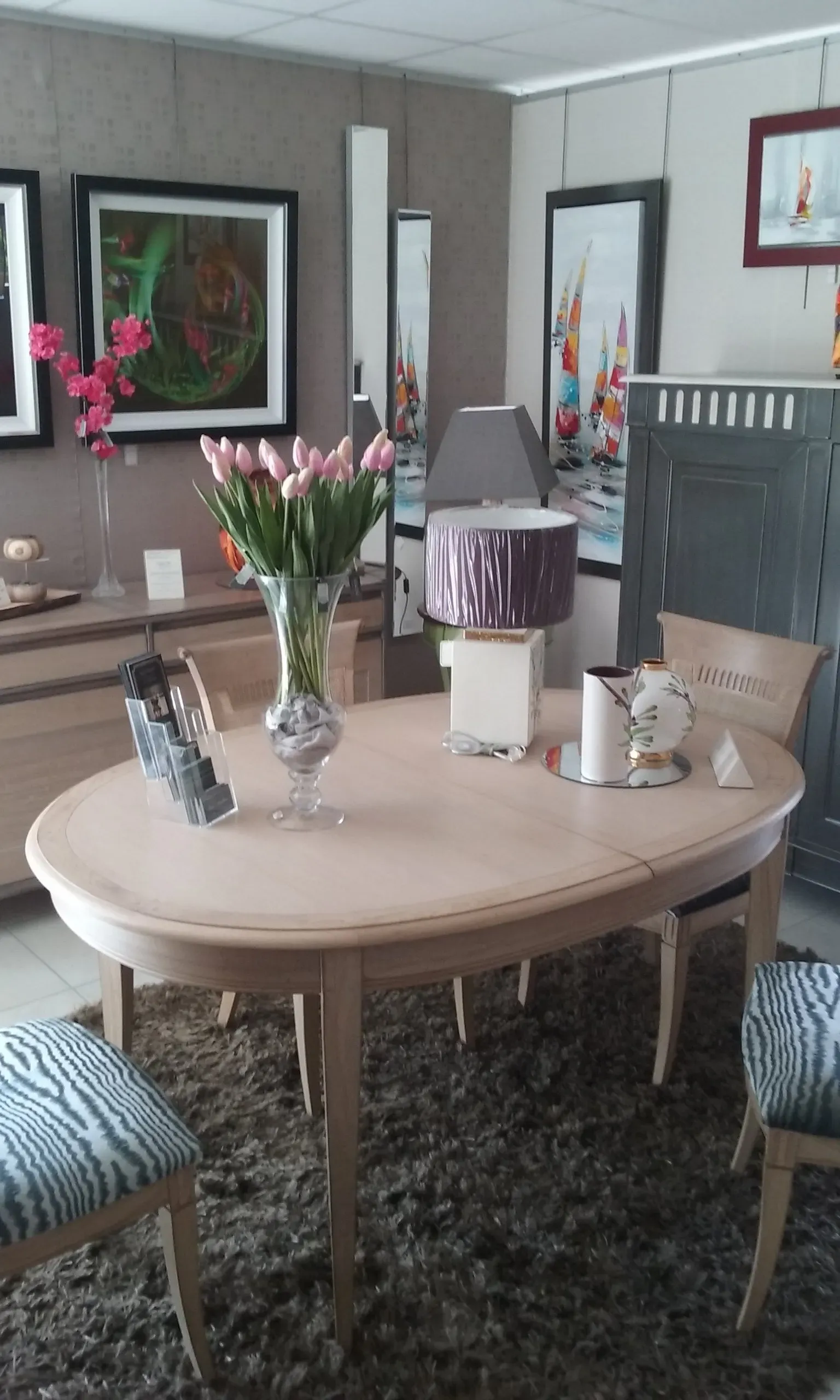 TABLE OVALE CEINTURÉE 160 X 110 - 3 ALLONGES DE 50 CM INTÉGRÉES